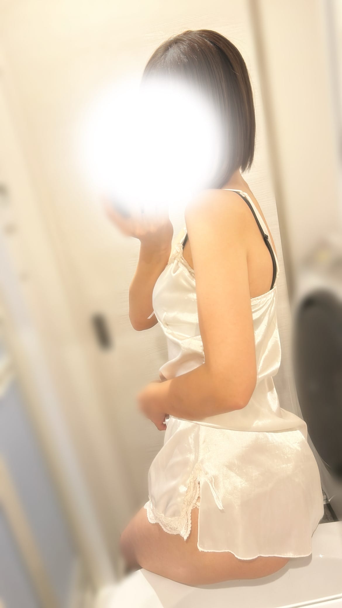 あいり「出勤してます」07/15(水) 12:18 | あいりの写メ