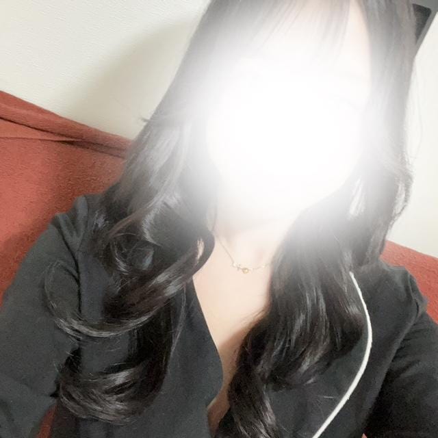 奏  もも「出勤してるよー！」07/16(木) 11:43 | 奏  ももの写メ