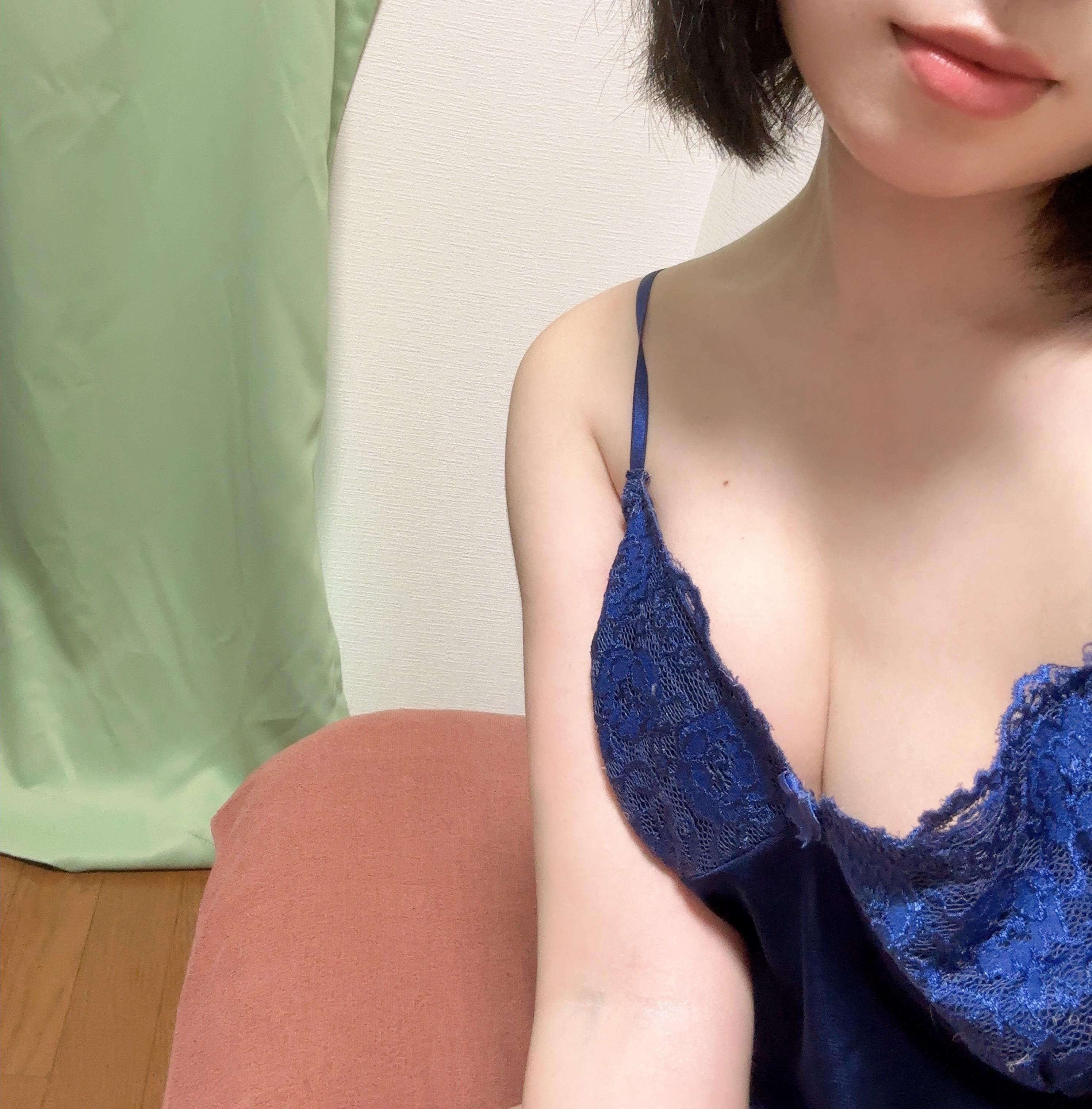 霧矢 藍「出勤中！」07/29(水) 10:33 | 霧矢 藍の写メ