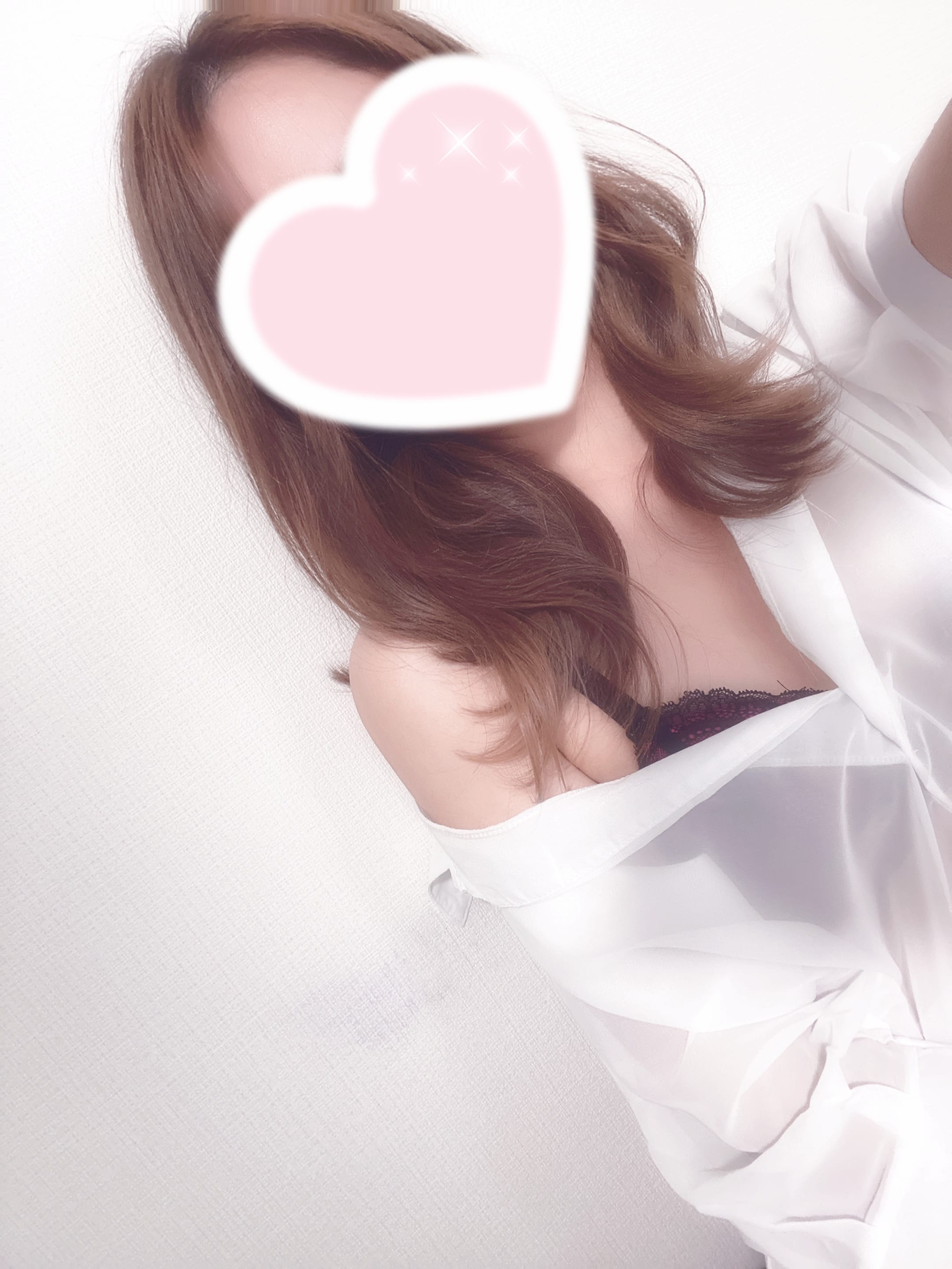 「今日居ます！」08/06(木) 13:15 | 星野 あかりの写メ日記