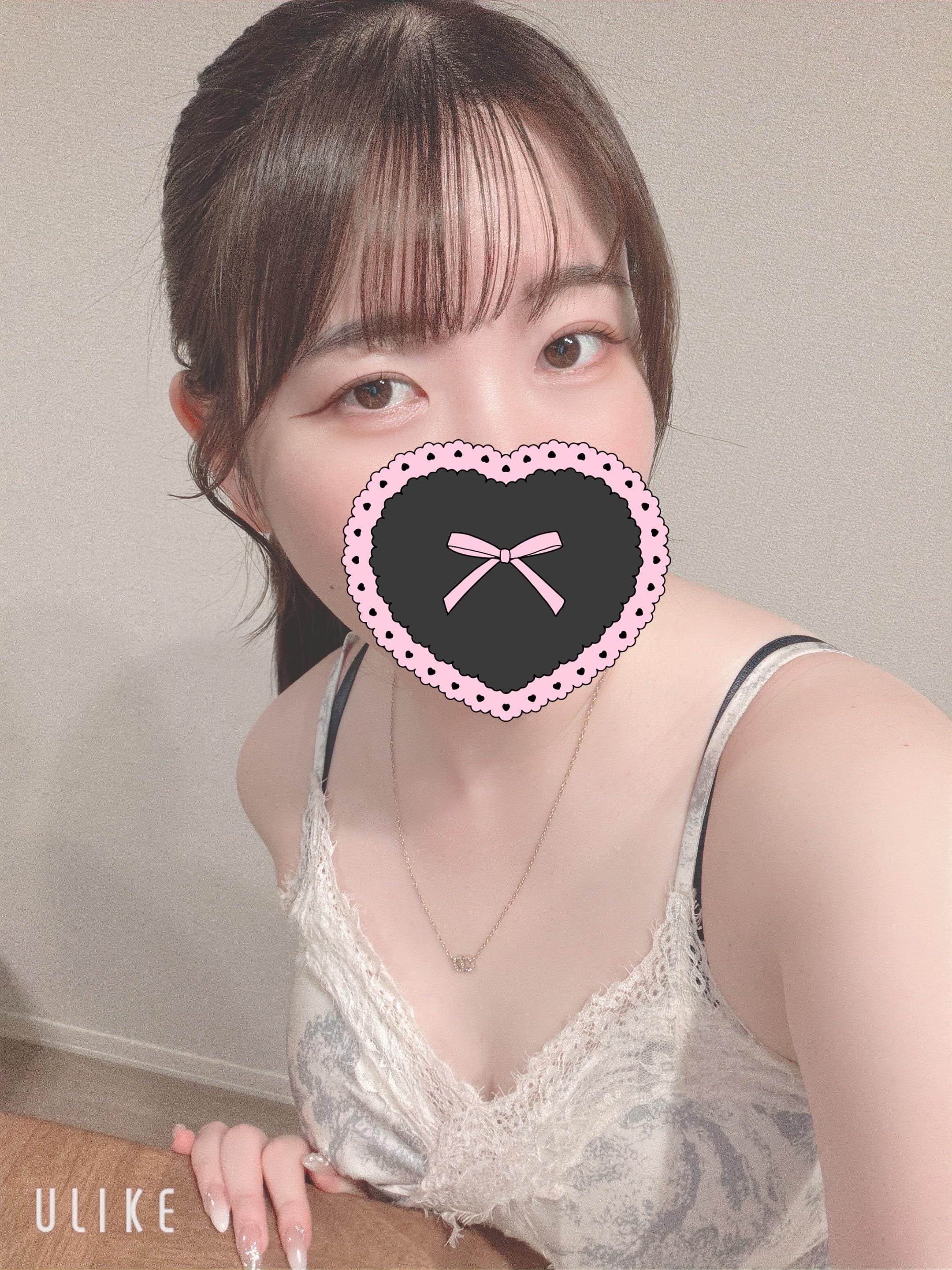 りな「出勤してます♡」08/07(金) 15:16 | りなの写メ