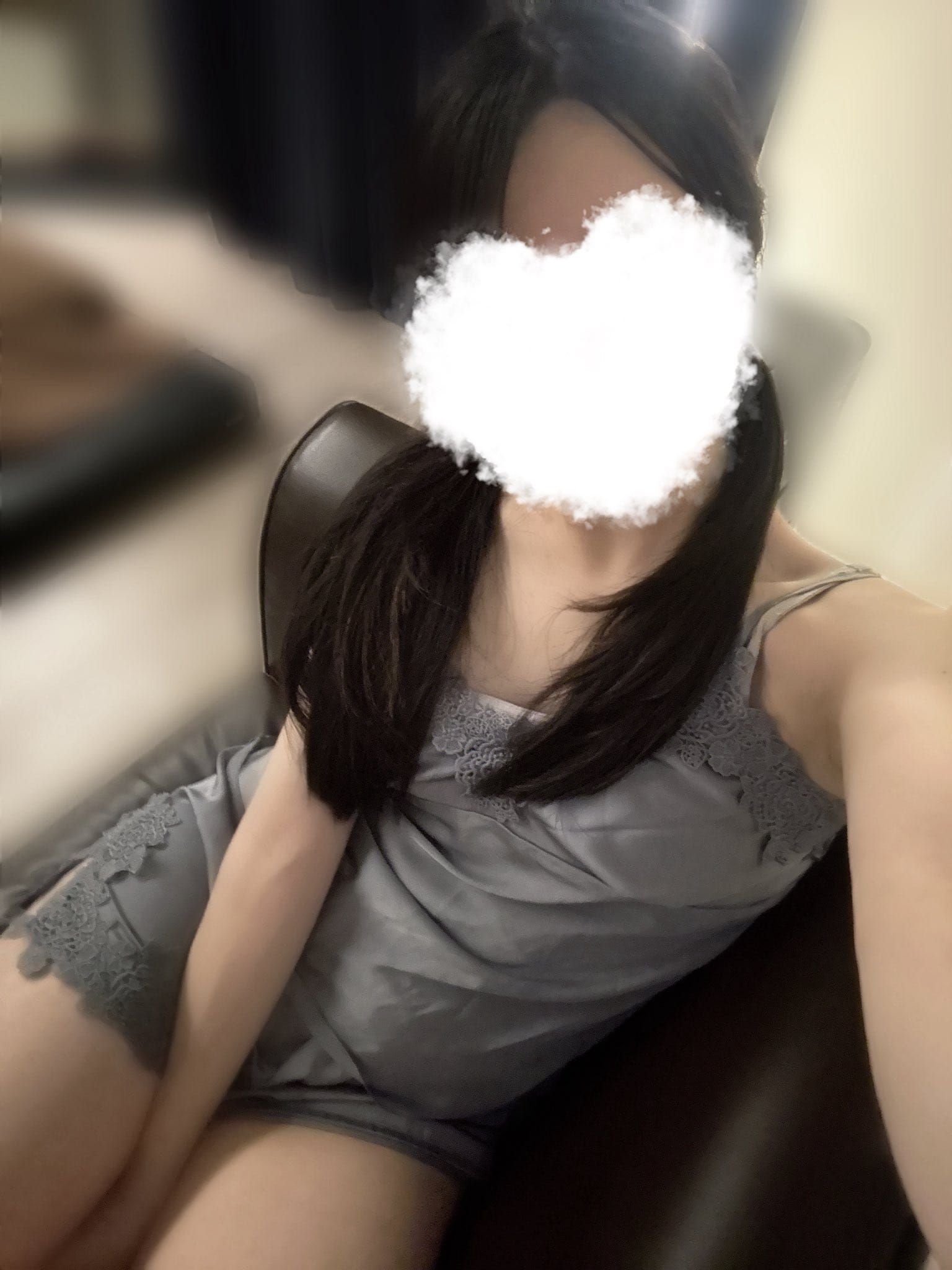 あむ「会いに来てくださるの待ってます！」08/08(土) 04:39 | あむの写メ