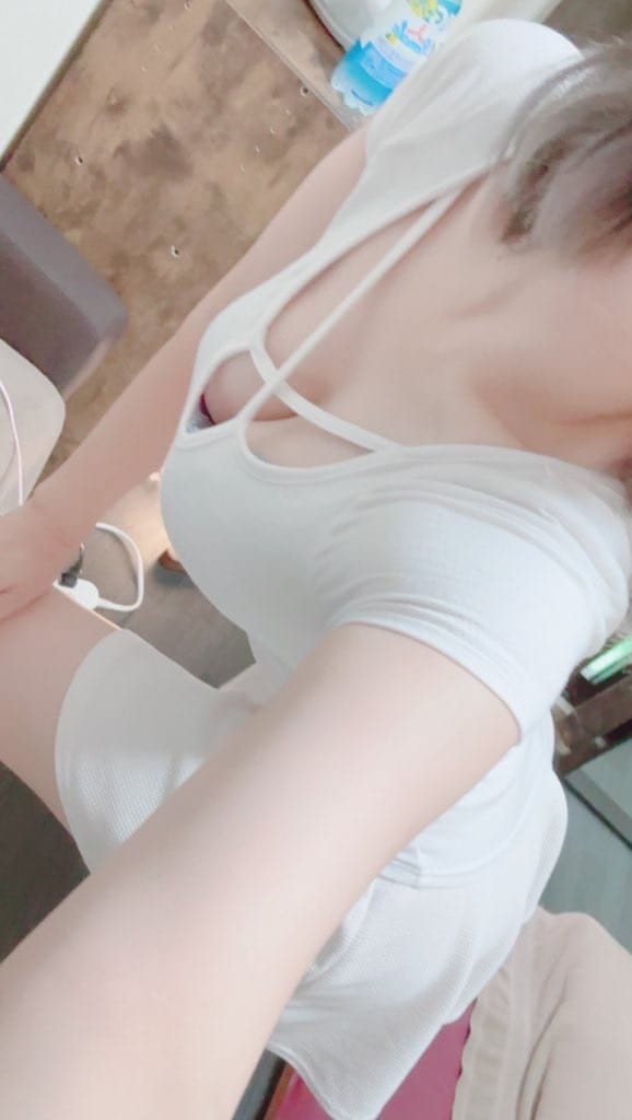 「“HELLO!!”☀️✨」08/12(水) 01:34 | 星咲ゆいの写メ