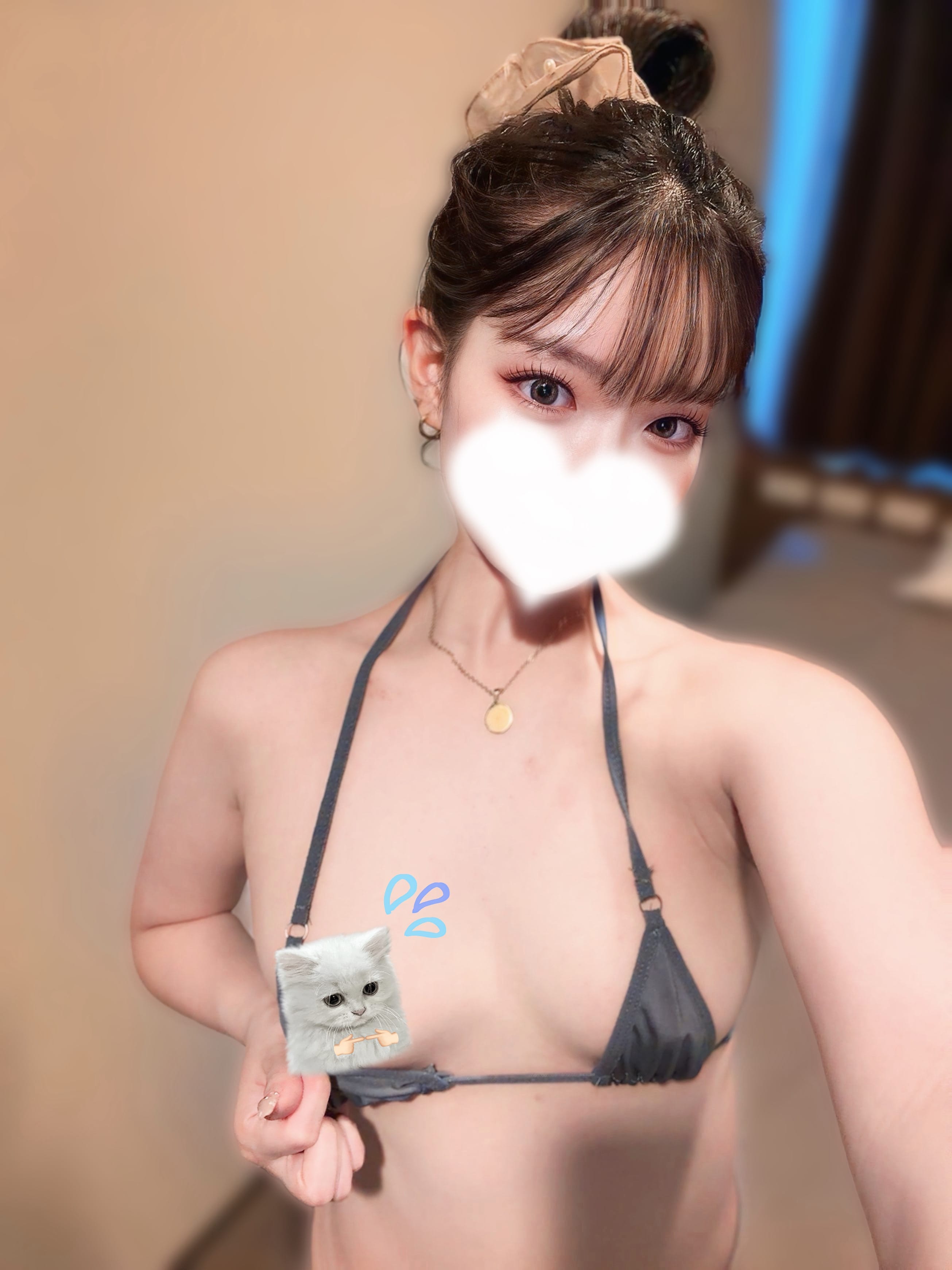  木島さな「どこ見てるの？♡」08/18(火) 18:34 |  木島さなの写メ