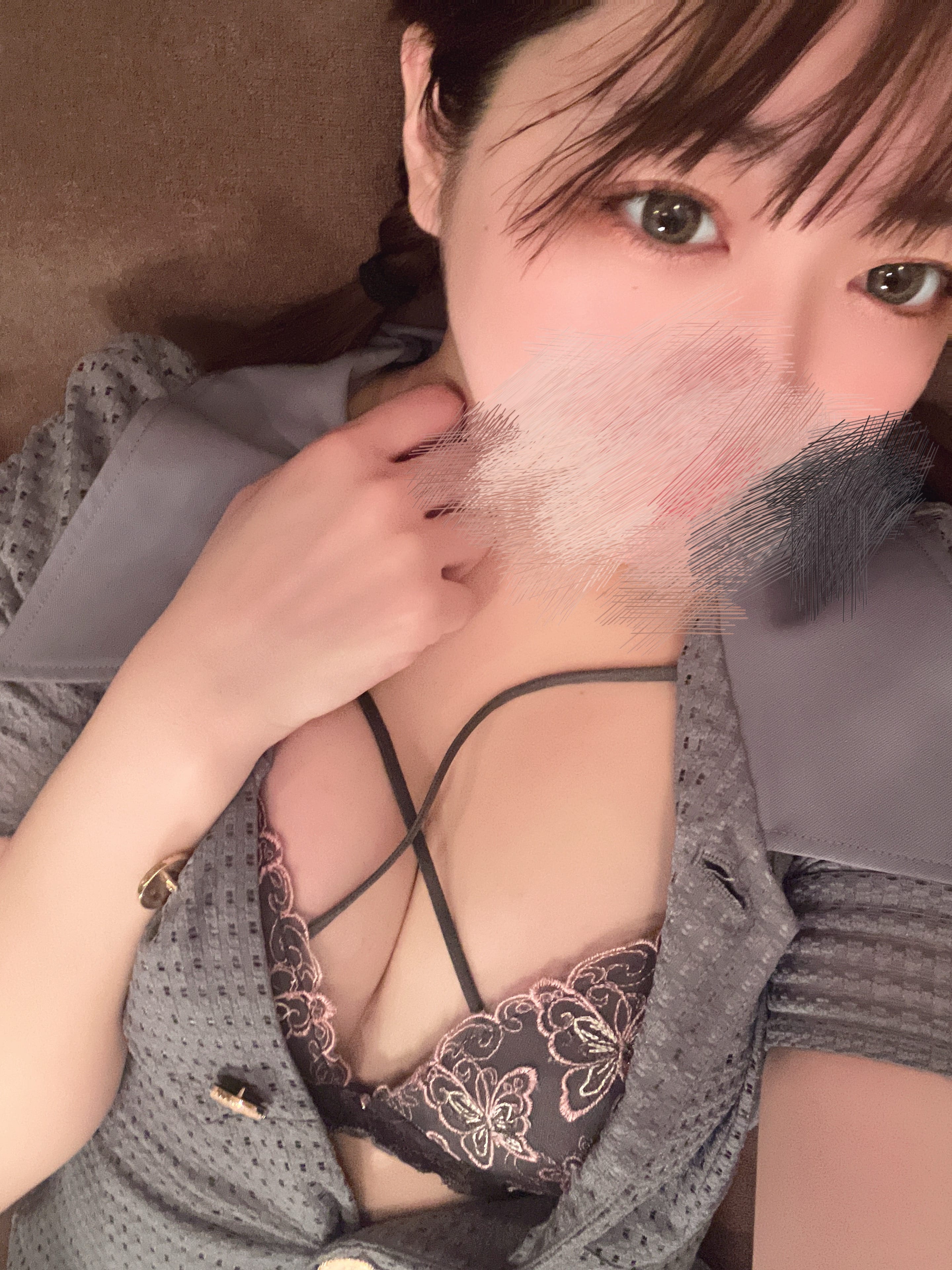 「出勤しますー！」08/25(火) 12:02 | ねねさんの写メ