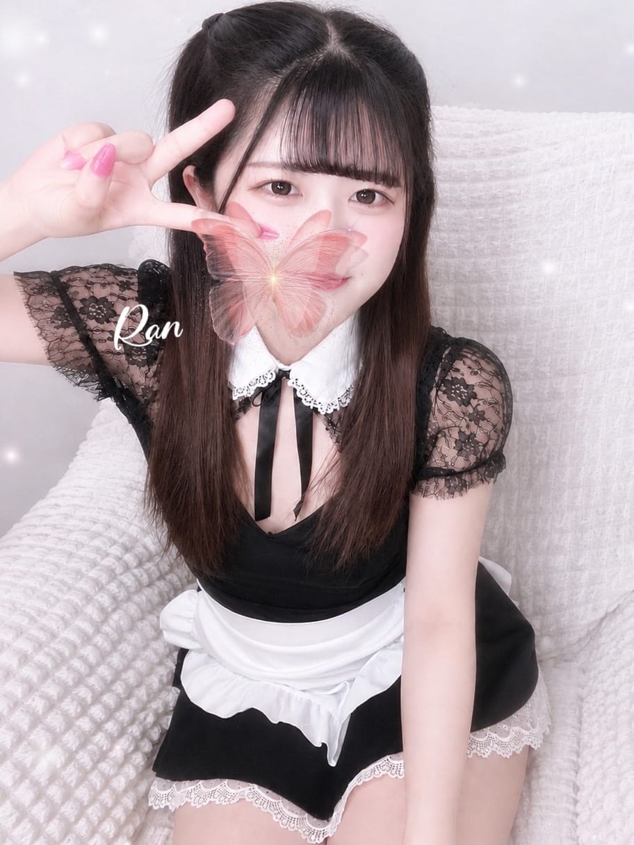 「」08/31(月) 14:52 | 椎名らんの写メ日記