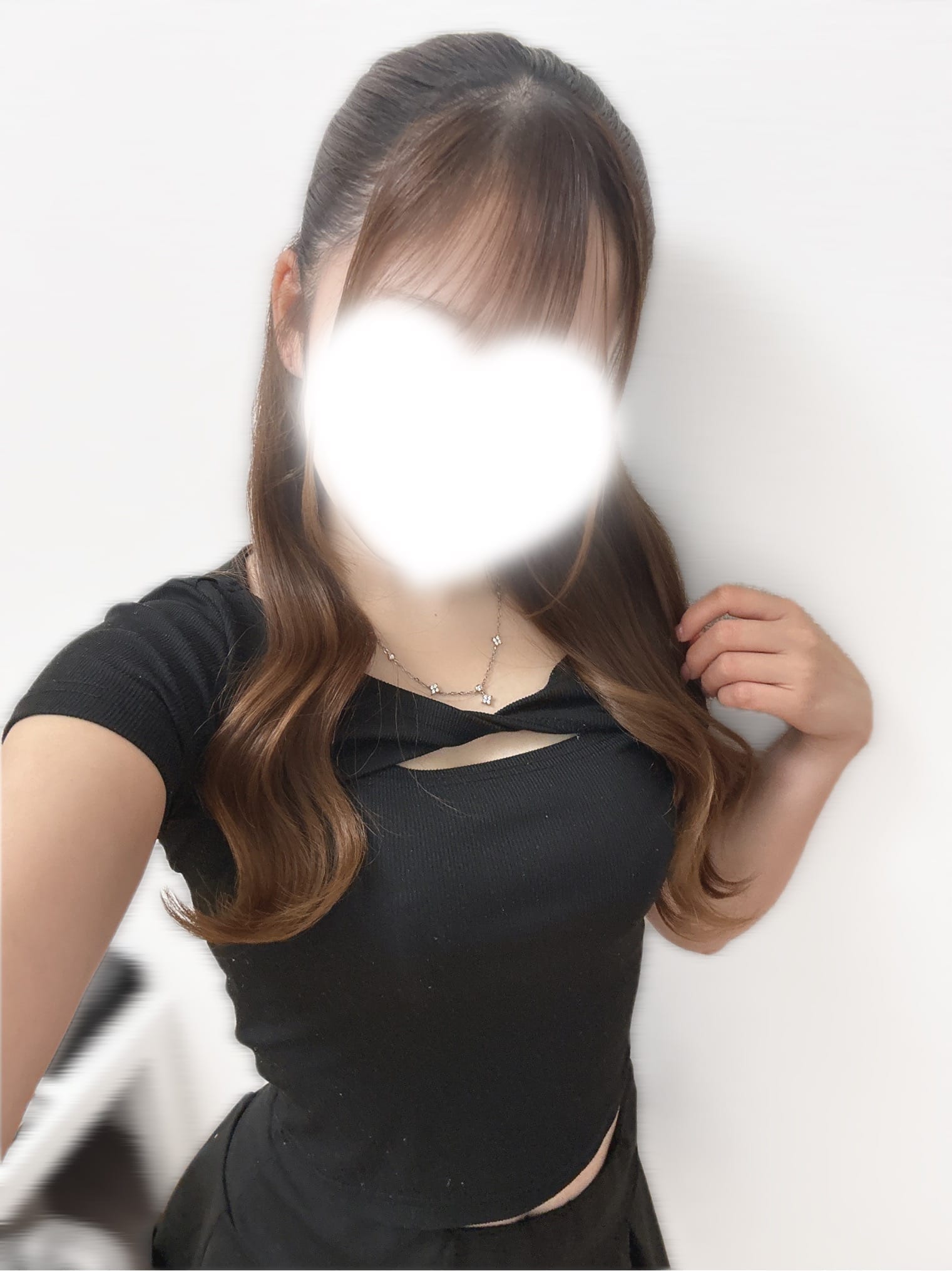 「5時までいてるよっ♪」09/22(火) 22:08 | 月乃りりの写メ