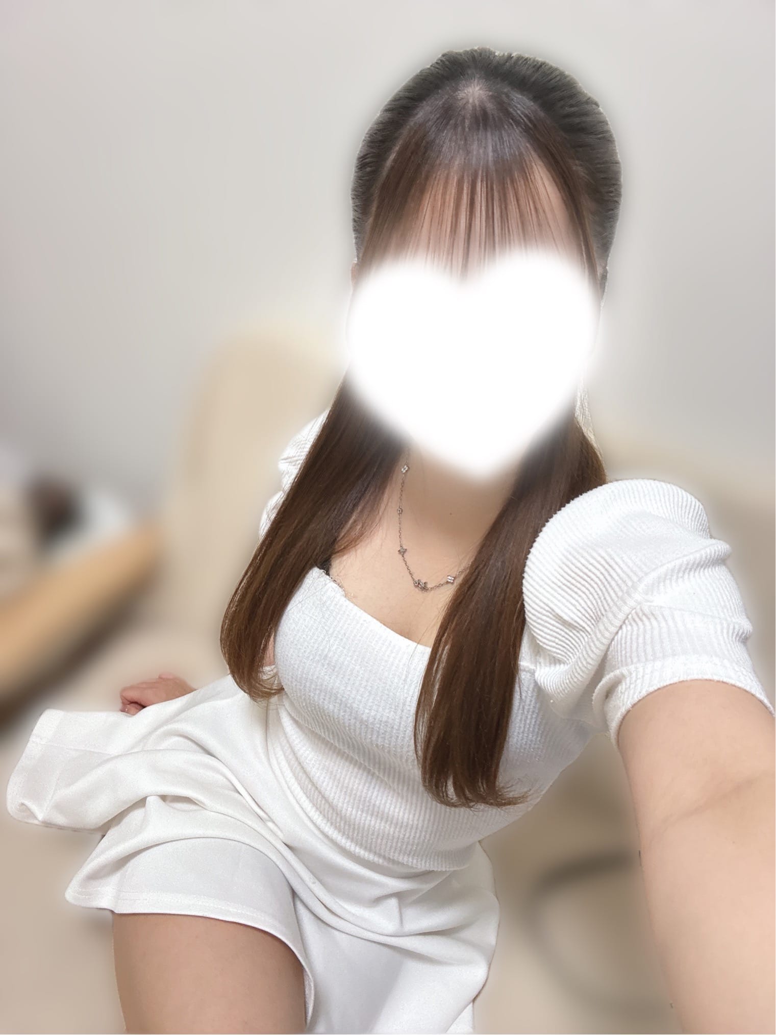 「お部屋いてます♡」09/30(水) 21:14 | 月乃りりの写メ