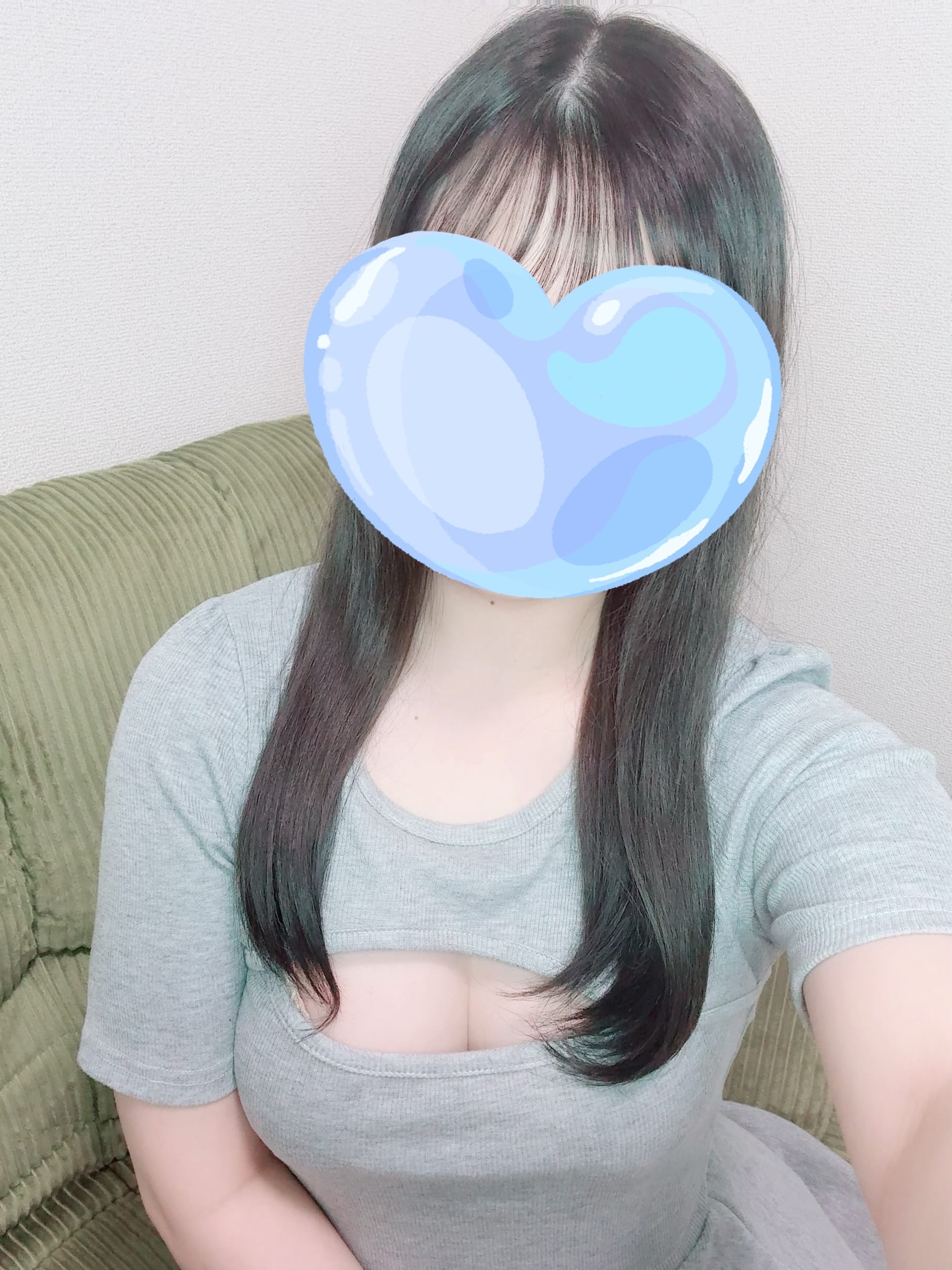 いおり「今日いるよん！！」10/01(木) 12:38 | いおりの写メ