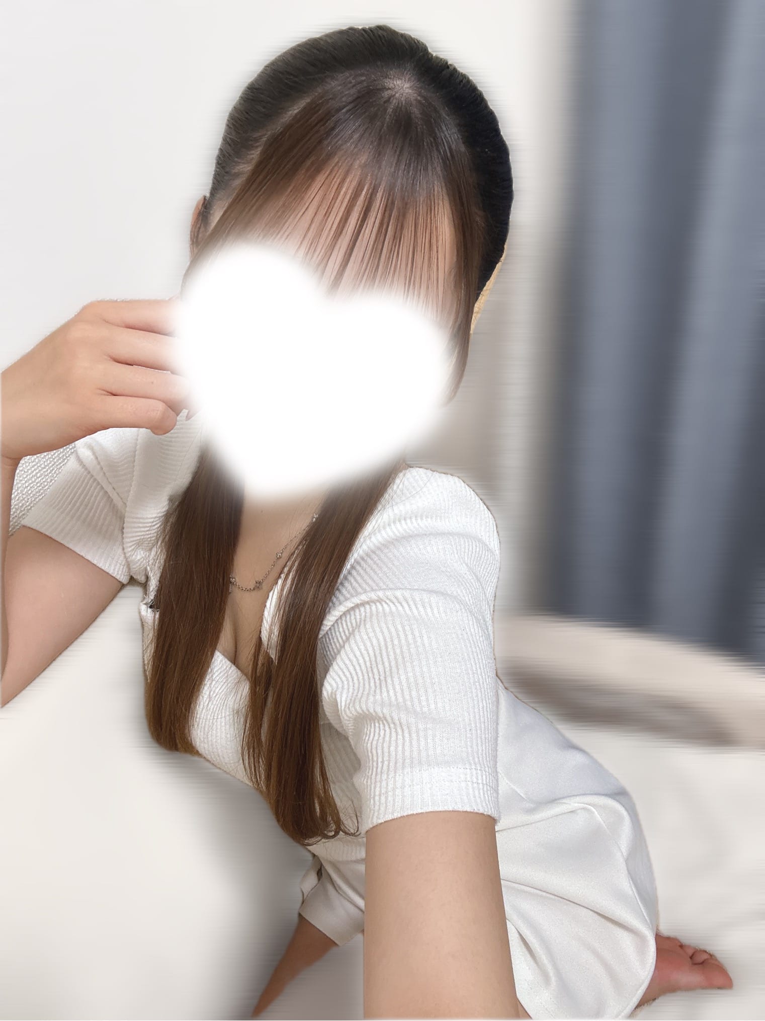 「出勤」10/02(金) 23:11 | 月乃りりの写メ
