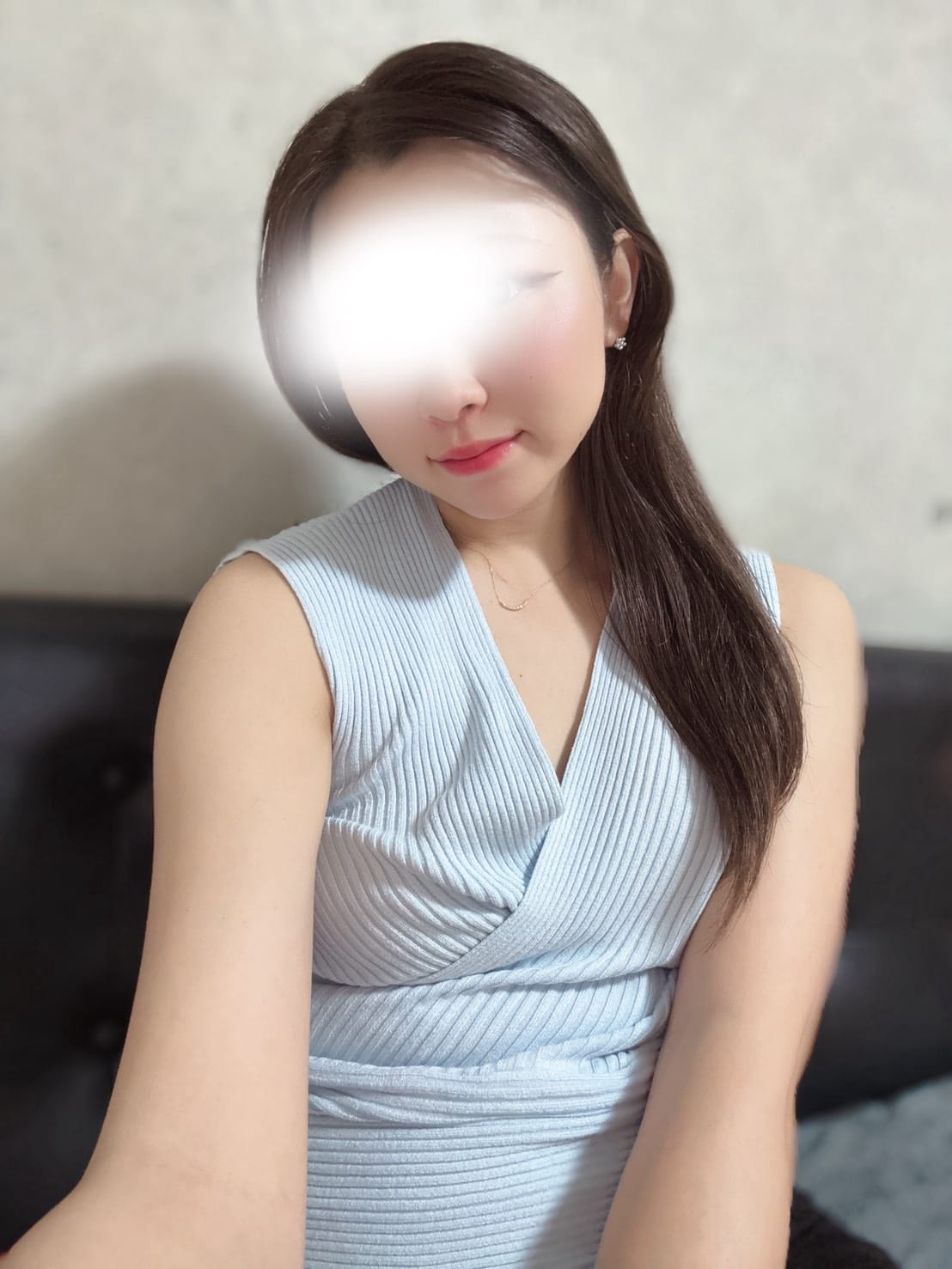 「急遽早めから出勤してます」10/05(月) 14:12 | 歌劇もねの写メ日記