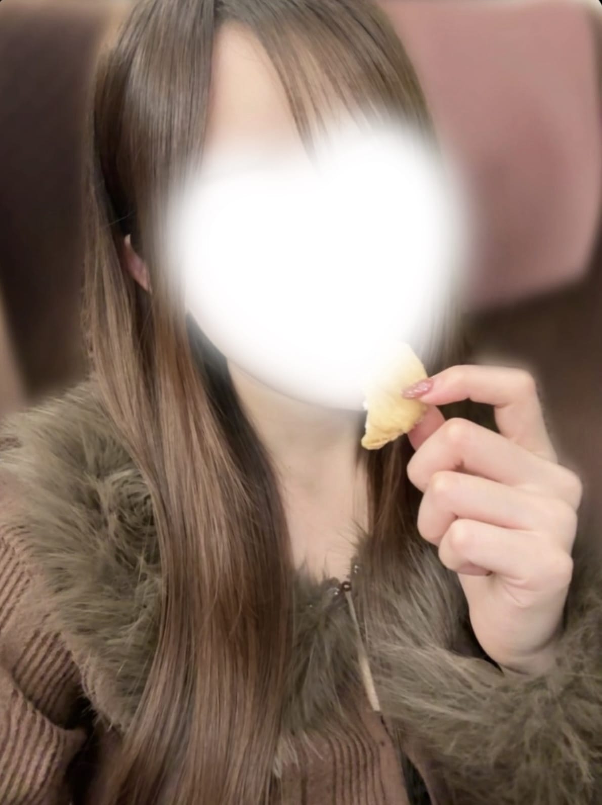 「出勤♡」10/06(火) 22:48 | 北条　えれなの写メ