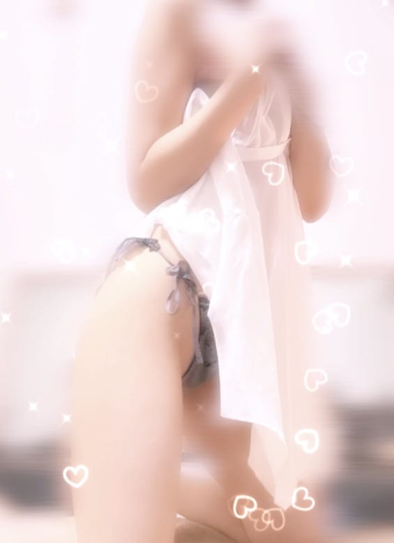 ひな「本日もっ꒰ᐢ⸝⸝´ඉᯅඉ⸝⸝ᐢ꒱」10/07(水) 20:01 | ひなの写メ
