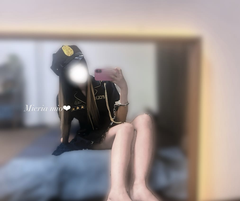 「❤︎おやすみー❤︎」10/08(木) 03:36 | みおの写メ