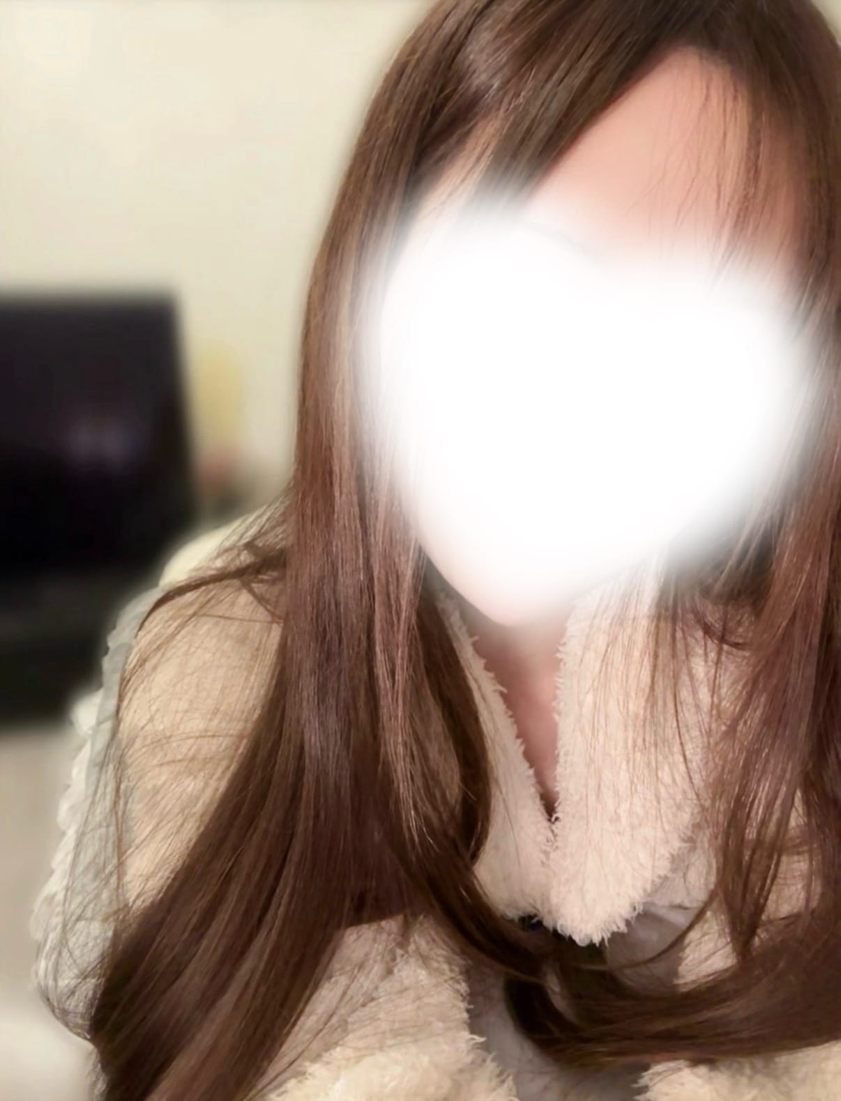 「出勤♡」10/10(土) 00:14 | 北条　えれなの写メ