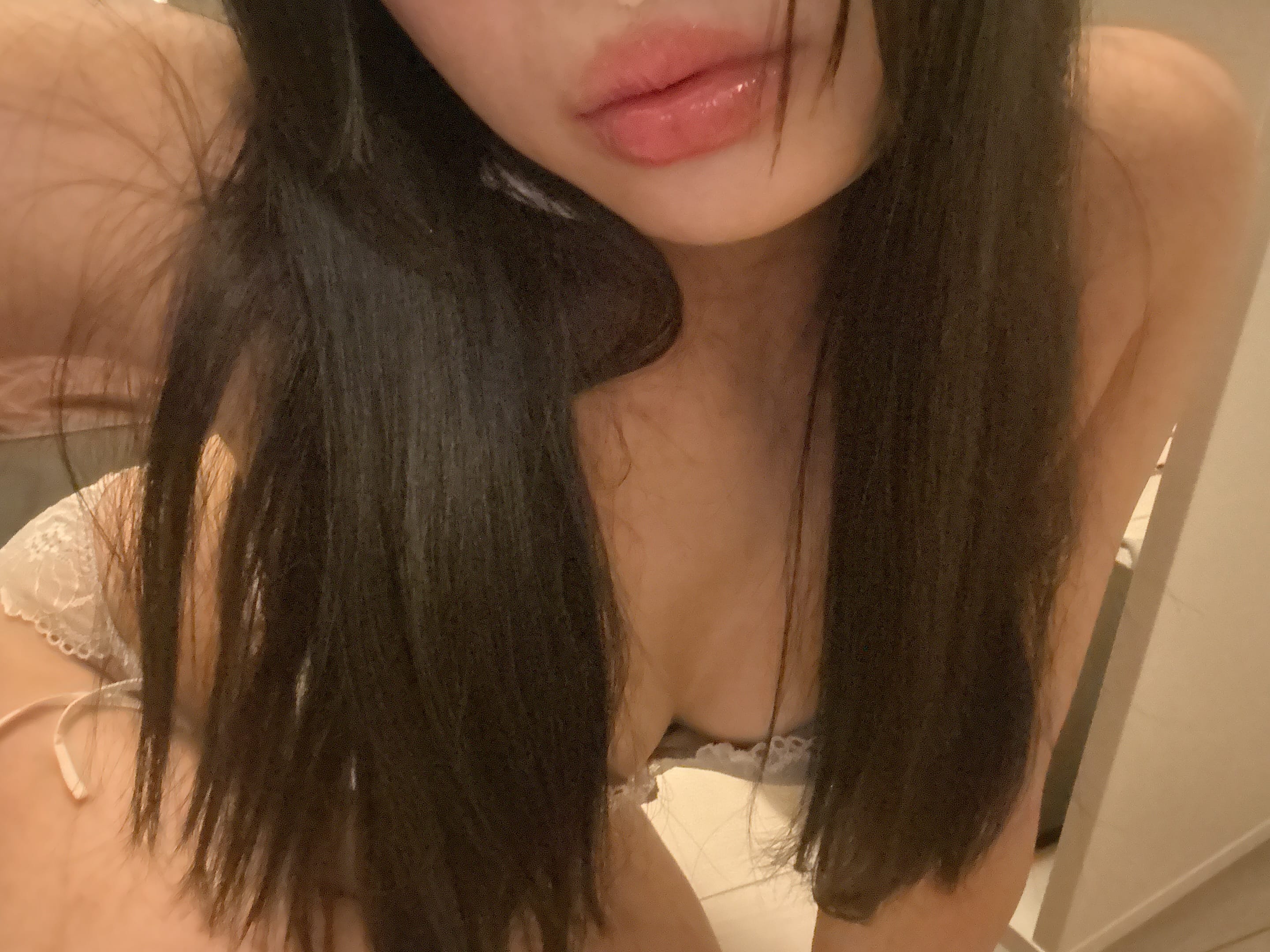 すい「今日はちょっとあざとく♡」10/12(月) 01:18 | すいの写メ